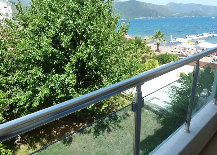 La * Marmaris