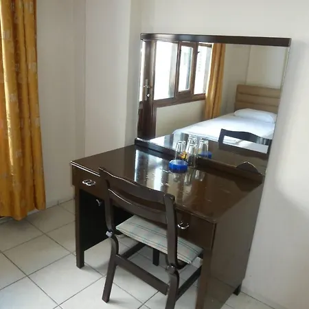 La Hotel