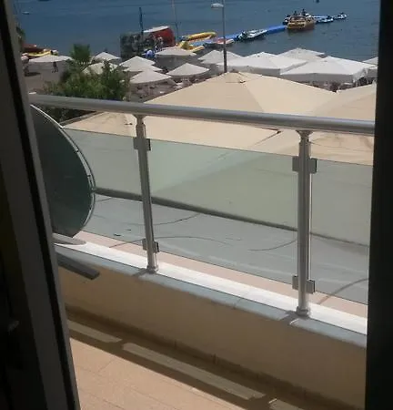 ホテル La マルマリス